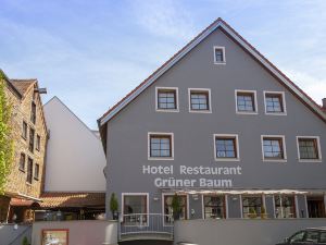 Hotel Restaurant Grüner Baum Und Altes Tor