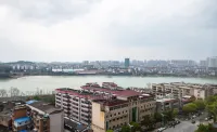 Vienna Hotel (Yongzhou Zhiyuan Xinwaitan) - parking