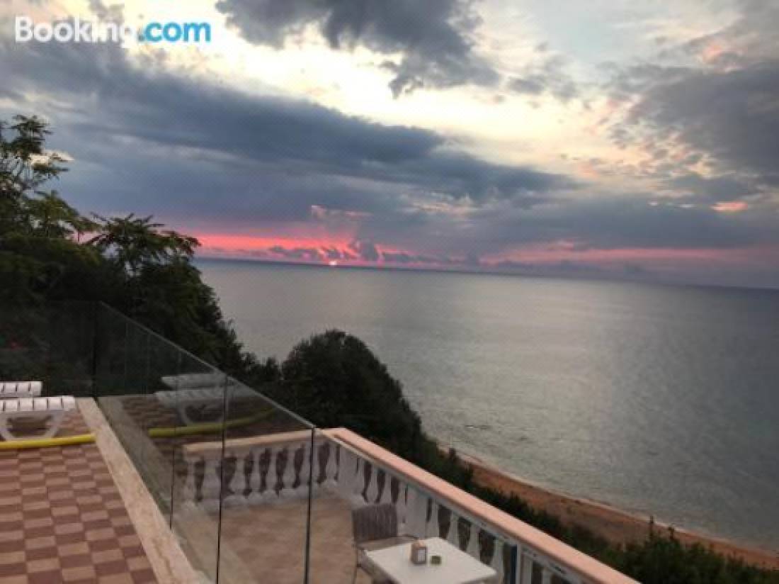Casa Elvira-Isola Di Capo Rizzuto Updated 2022 Room Price-Reviews & Deals |  Trip.com