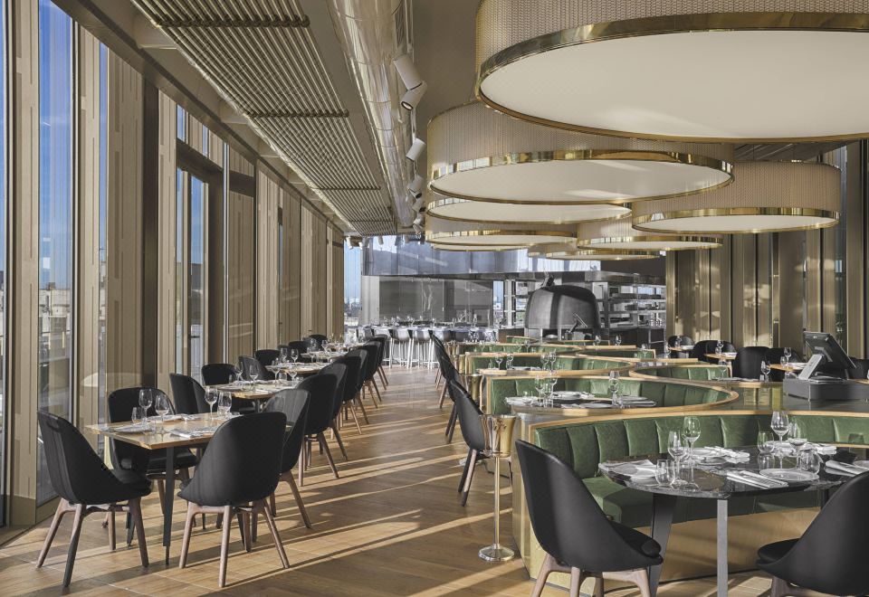 W 암스테르담 가격 정보