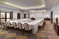 Pine Cliffs Ocean Suites, a Luxury Collection Resort & Spa, Algarve Hotels in Olhos de Água