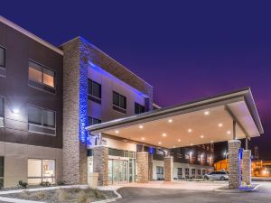 Holiday Inn Express & Suites Van Horn