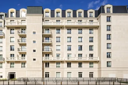 Aparthotel Adagio Access la Défense Puteaux