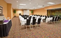Holiday Inn Manhattan at the Campus Hotels in Manhattan