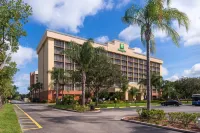 Holiday Inn & Suites Orlando SW - Celebration Area, an IHG Hotel