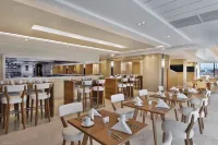 Park Mall Hotel & Conference Center - sarapan