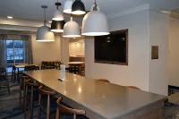 Fairfield Inn & Suites Youngstown Austintown - breakfast