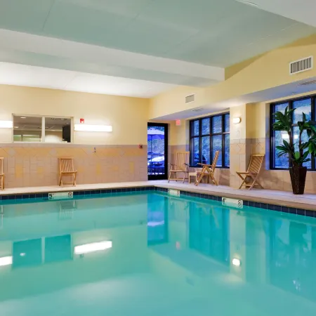 Holiday Inn Express & Suites Harriman by IHG