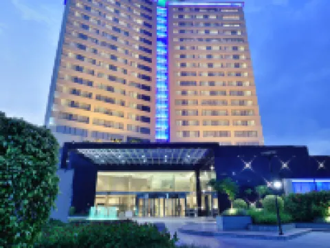 Kochi Marriott Hotel Hotels in Ernakulam