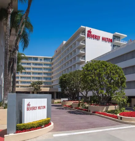 The Beverly Hilton Hotels near 