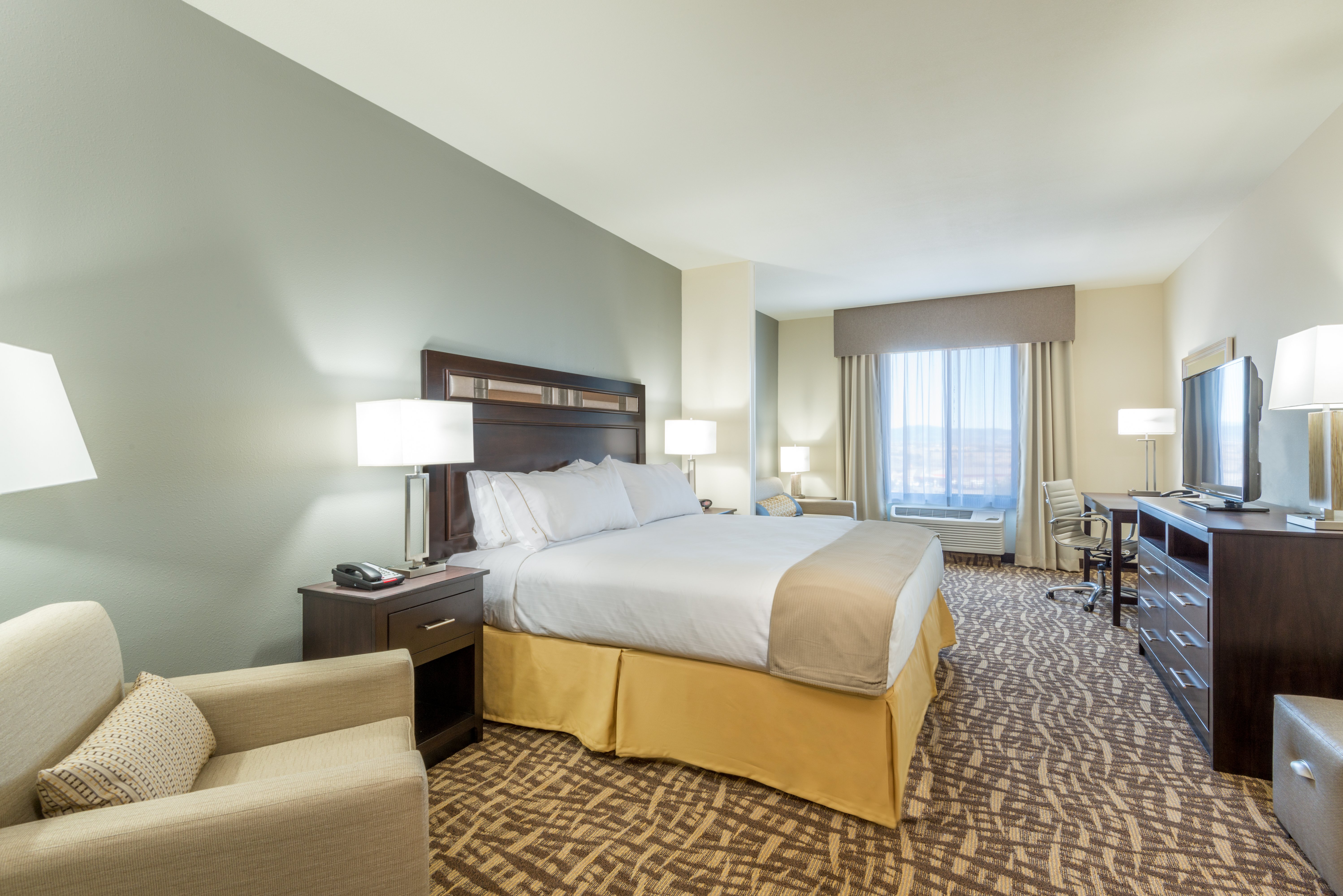 Holiday Inn Express & Suites Denver South - Castle Rock, an Ihg Hotel