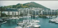 Cape Grace, A Fairmont Managed Hotel Hotel dekat Vandiar's Indian Cuisine