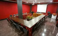 Hotel & Resto Selamet Hotels in Banyuwangi Sub-District