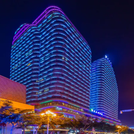 Guoguo Hotel (Xingyi Huijin Center Store)
