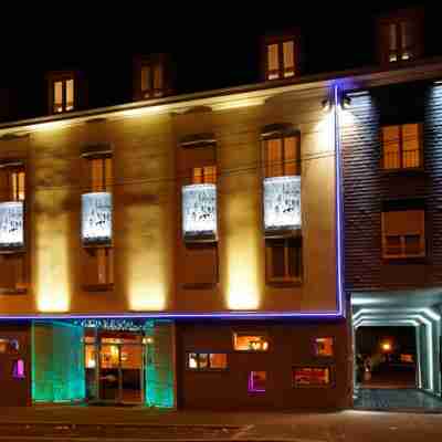 Hotel Campanile Chartres Centre Hotel Exterior