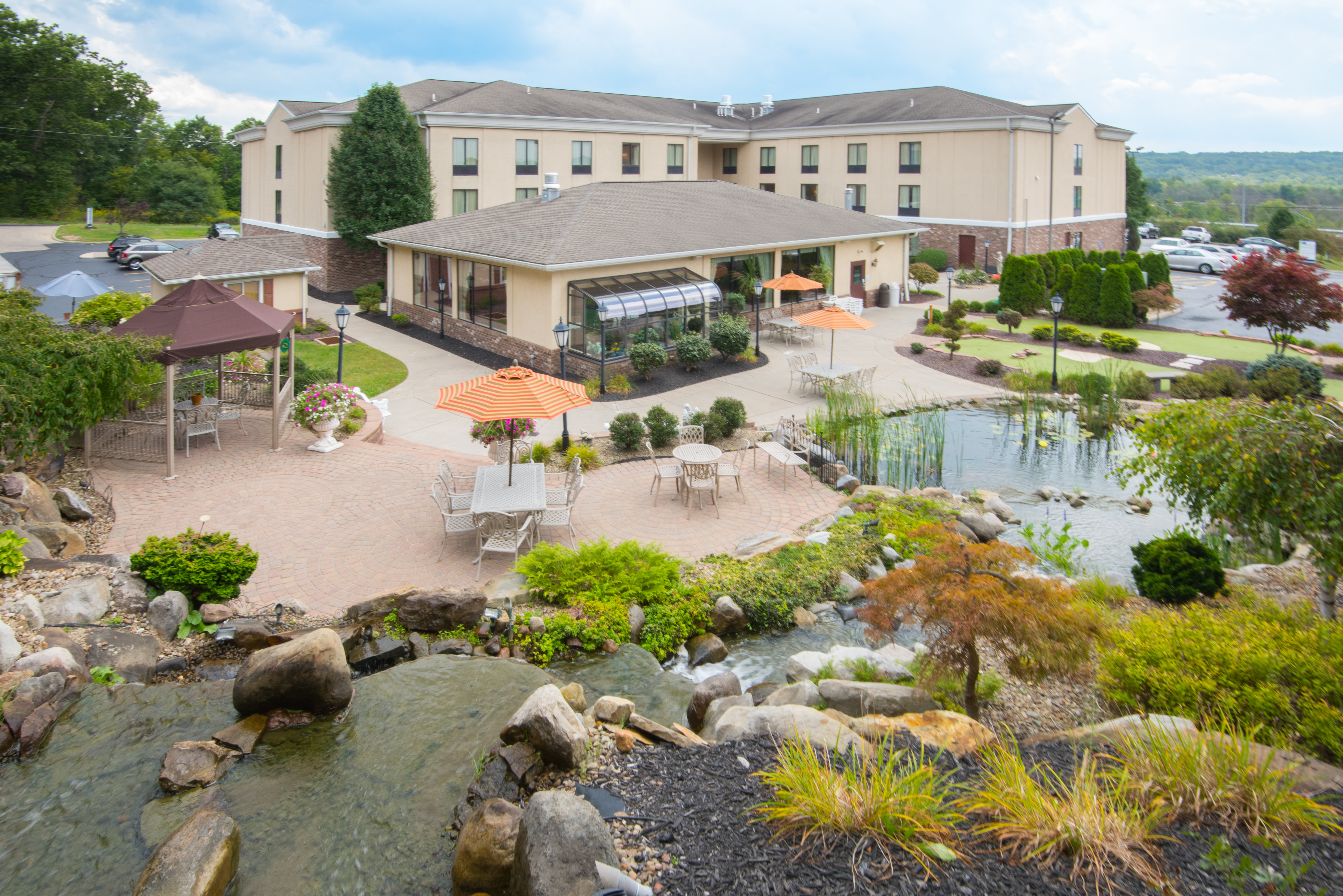 Holiday Inn Express & Suites Sharon-Hermitage, an Ihg Hotel