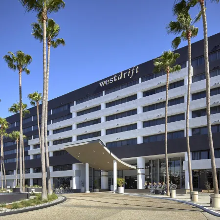 Westdrift Manhattan Beach, Autograph Collection