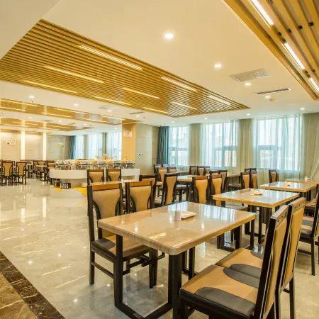 Huayi Hotel