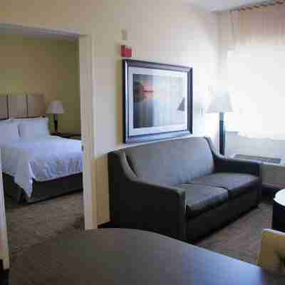 Candlewood Suites Clarksville Rooms