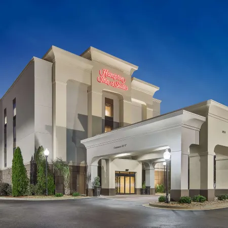 Hampton Inn & Suites Macon I-75 North