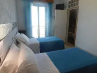 多拉瑞斯酒店 - 露台