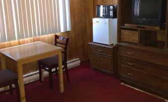 Country Place Inn and Suites White Haven - Housity