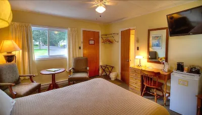 Picket Fence Motel Hotels in St. Andrews