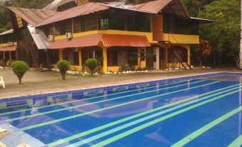 Grand Selva Lodge & Tours