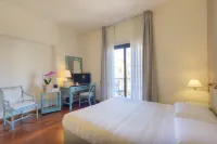 Hotel Enzo Hotels in Loreto
