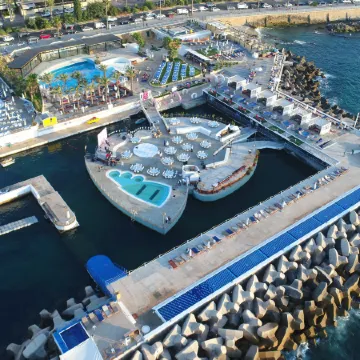 Riviera Hotel and Beach Lounge, Beirut