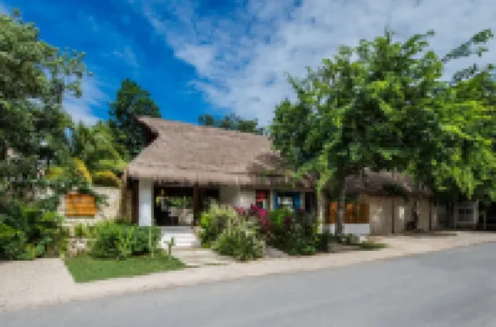 プラナブティックホテル