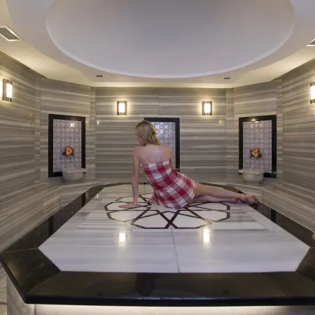 Riviera Hotel & Spa