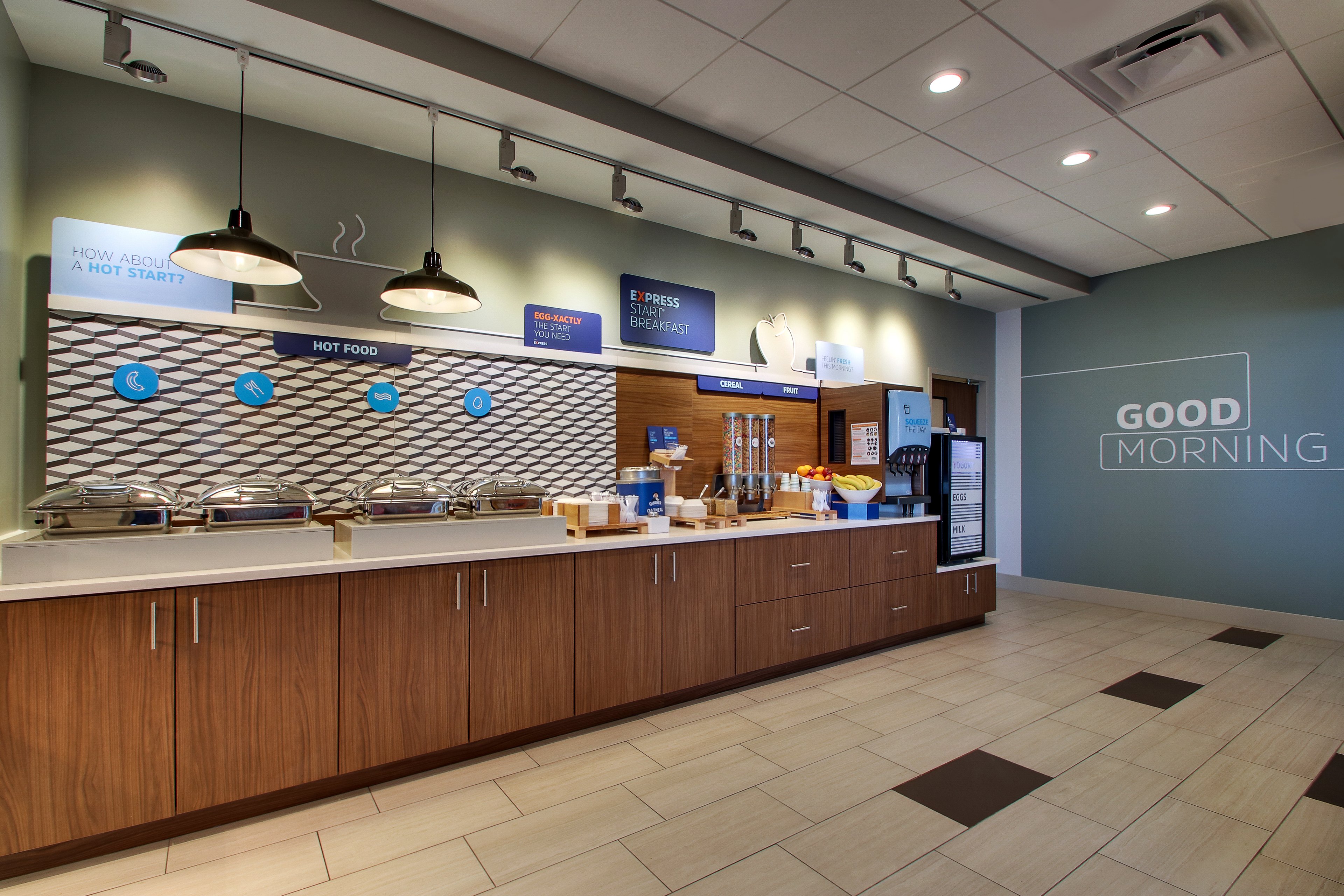 Holiday Inn Express & Suites Findlay North, an Ihg Hotel