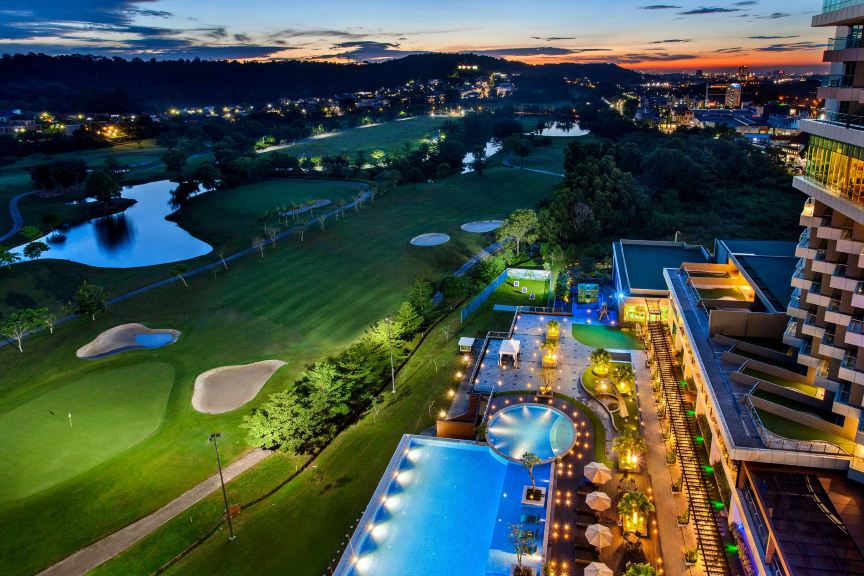Radisson Golf & Convention Center Batam Hotels in Batam
