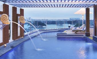 Radisson Bengaluru City Center