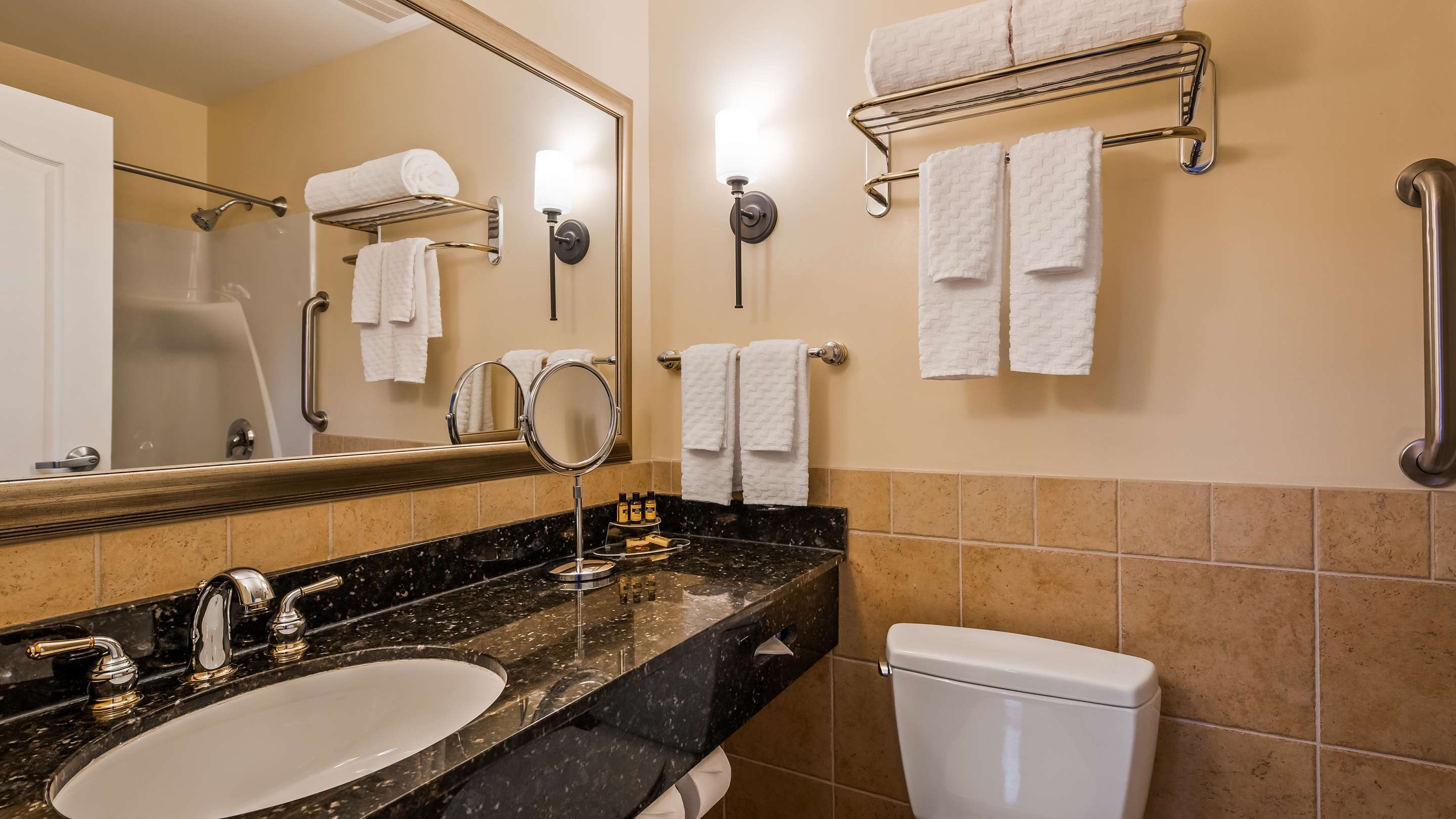 Best Western Plus Vineyard Inn & Suites