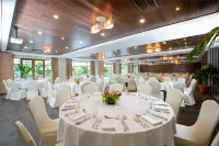Savoy Seychelles Resort & Spa - breakfast