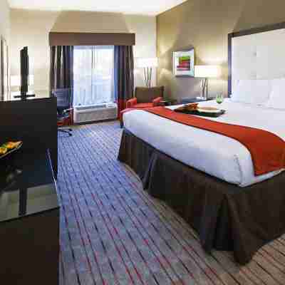 Holiday Inn Express Frisco Legacy Park Area Rooms