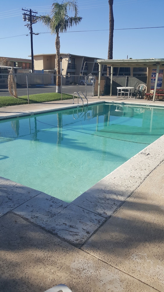 Budget Inn and Suites El Centro