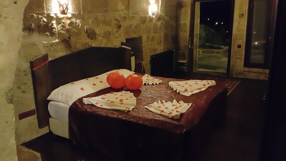 Cappadocia Antique Gelveri Cave Hotel