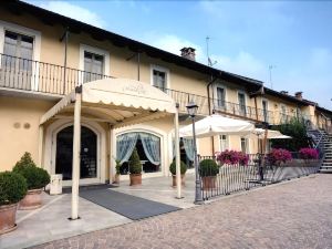 Venaria Reale Hotels: 58 Cheap Venaria Reale Hotel Deals, Italy