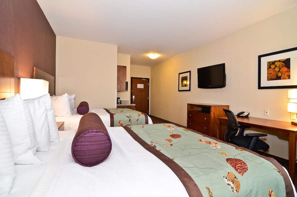 Best Western Plus Carousel Inn & Suites Burlington