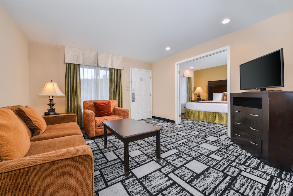 Best Western Plus Meridian Inn & Suites, Anaheim-Orange