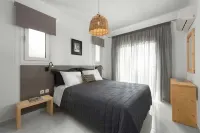 L & C Boutique Apartments - parking