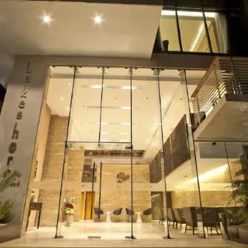 Lakeshore Suites Banani