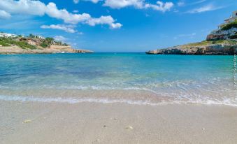 1. Sa Marin..