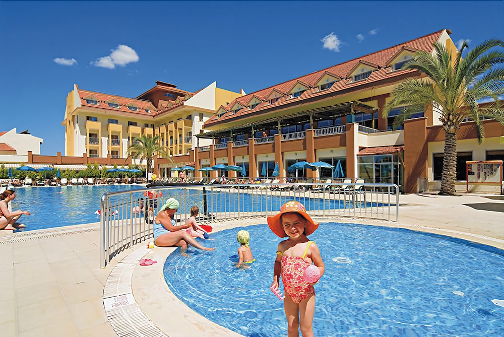 Seher Sun Beach - Her Şey Dâhil (Seher Sun Beach - All Inclusive)