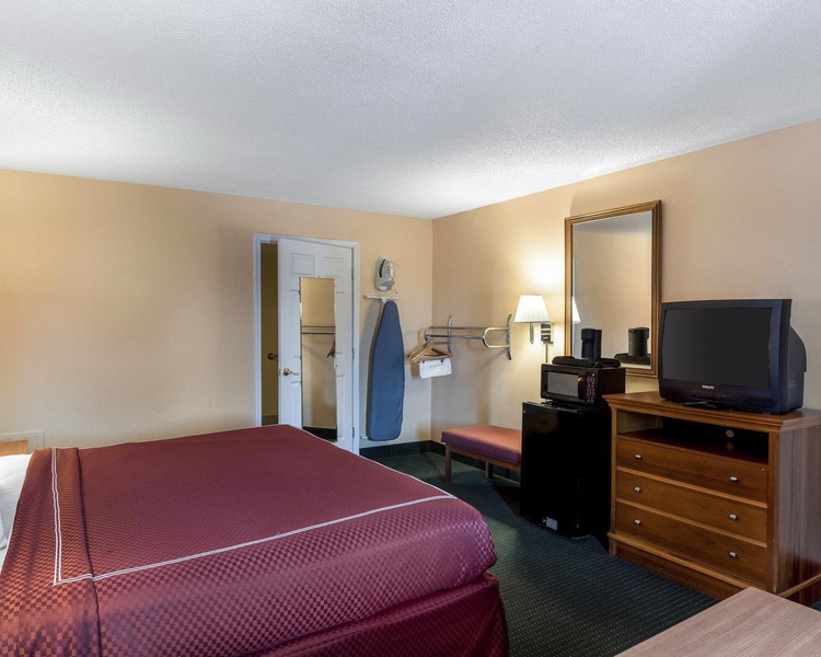 Atlantic Shores Inn and Suites