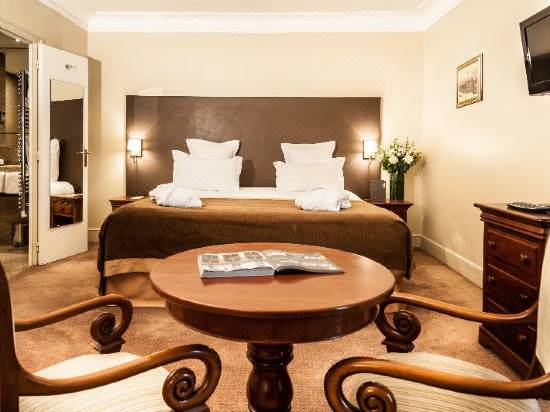 Saint James Albany Paris Hotel Spa Room Reviews Photos Paris 21 Deals Price Trip Com