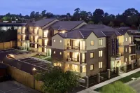 Ringwood Royale - parking